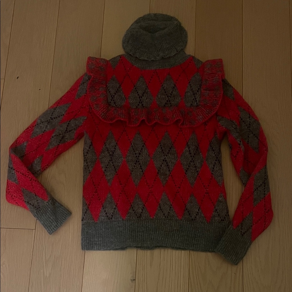 Zara Argyle Pattern Red and Gray Sweater size Small turtle neck cute!